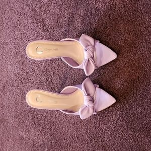 Slip On Lavender Heels With Bows